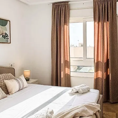 Apartment Pink La Perla La Florida (Valencia)